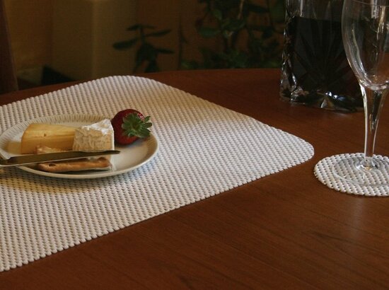 Placemat en onderzetter set - crème - StayPut